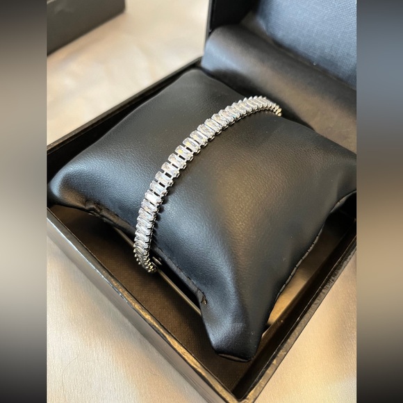 Silver Diamond Tennis Bracelet - Picture 1 of 3